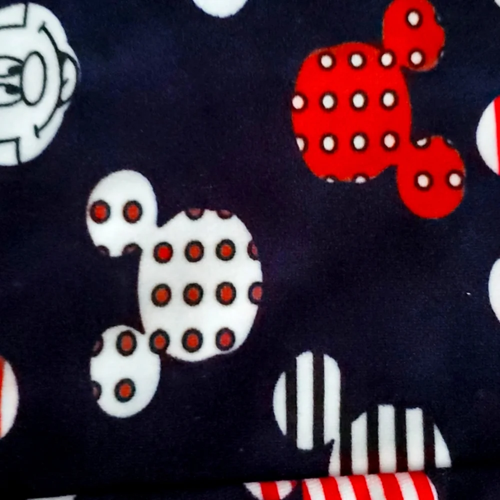 Merchandise - Picture 2 of 6